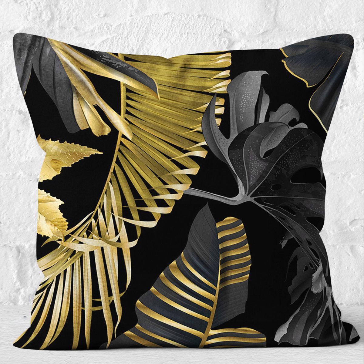 RealHomes Siyah Zeminde Gold Motifli Tropik Yaprak Desenli Dijital Baskılı Yastık Kırlent Kılıfı Realhomes