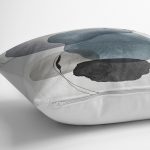 - K12297-Gorsel-3 - Realhomes  RealHomes Ekru Zeminde Modern Sanat Motifli Siyah Mavi Yağlıboya Desenli Dijital Baskılı Yastık Kırlent Kılıfı Realhomes