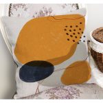 - K12301-Gorsel-1 - Realhomes  RealHomes Turuncu Zeminde Suluboya Motifli Modern Sanat Desenli Dijital Baskılı Yastık Kırlent Kılıfı Realhomes