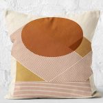 - K12312-Gorsel-2 - Realhomes  RealHomes Siyah - Kahverengi Zeminde Tablo Motifli Modern Sanat Desenli Dijital Baskılı Yastık Kırlent Kılıfı Realhomes