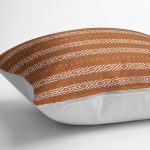 - K12316-Gorsel-3 - Realhomes RealHomes Kiremit Zeminde İskandinav Motifli Geometrik Desenli Dijital Baskılı Yastık Kırlent Kılıfı Realhomes