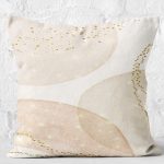 RealHomes Gold - Ekru Zeminde Tablo Motifli Modern Sanat Desenli Dijital Baskılı Yastık Kırlent Kılıfı Realhomes