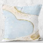 - K12335-Gorsel-2 - Realhomes RealHomes Gold - Mavi Zeminde Altın Motifli Kanvas Desenli Dijital Baskılı Yastık Kırlent Kılıfı Realhomes