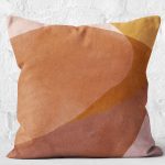 - K12338-Gorsel-2 - Realhomes RealHomes Kahverengi - Kiremit Zeminde Modern Sanat Motifli Tablo Desenli Dijital Baskılı Yastık Kırlent Kılıfı Realhomes