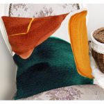 - K12341-Gorsel-1 - Realhomes RealHomes Sarı - Lacivert Zeminde Tablo Motifli Abstract Desenli Dijital Baskılı Yastık Kırlent Kılıfı Realhomes