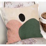 - K12350-Gorsel-1 - Realhomes RealHomes Krem - Yeşil Zeminde Soyut Motifli Boyama Desenli Dijital Baskılı Yastık Kırlent Kılıfı Realhomes