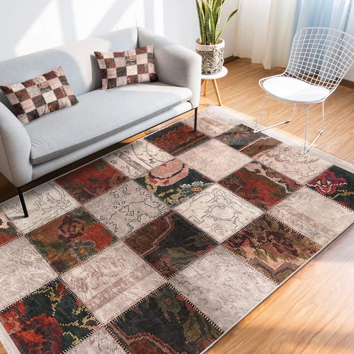 Bej Zeminde Patchwork Motifli Çiçek Desenli Vintage Klasik Salon & Oturma Odası Koridor & Antre Dijital Baskılı Makinede Yıkanabilir Kaymaz Taban Saçaklı Halı Realhomes