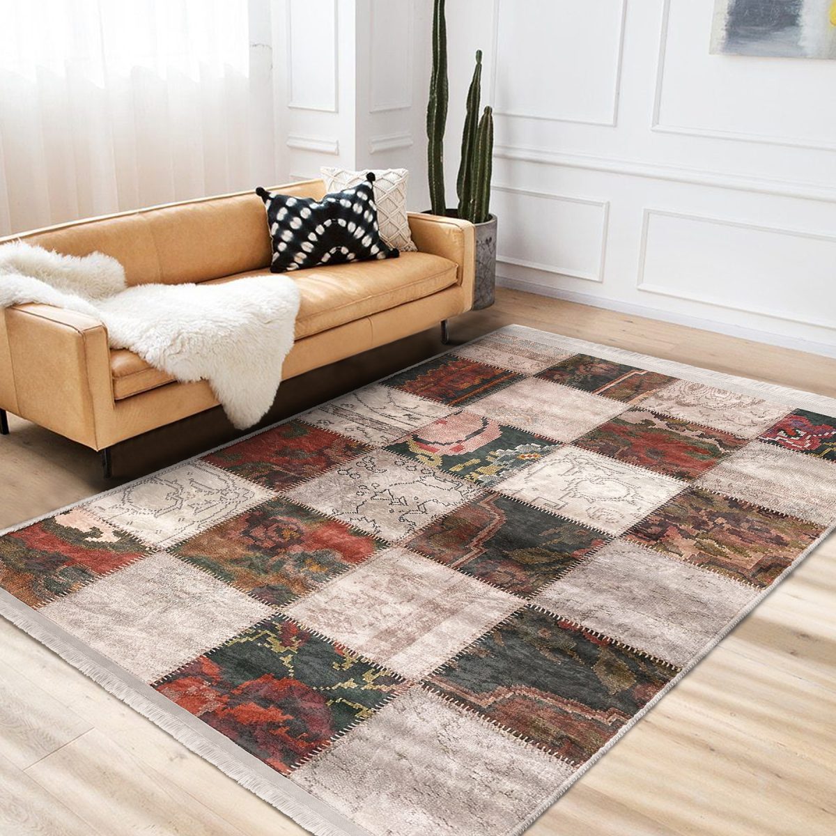 Bej Zeminde Patchwork Motifli Çiçek Desenli Vintage Klasik Salon & Oturma Odası Koridor & Antre Dijital Baskılı Makinede Yıkanabilir Kaymaz Taban Saçaklı Halı Realhomes