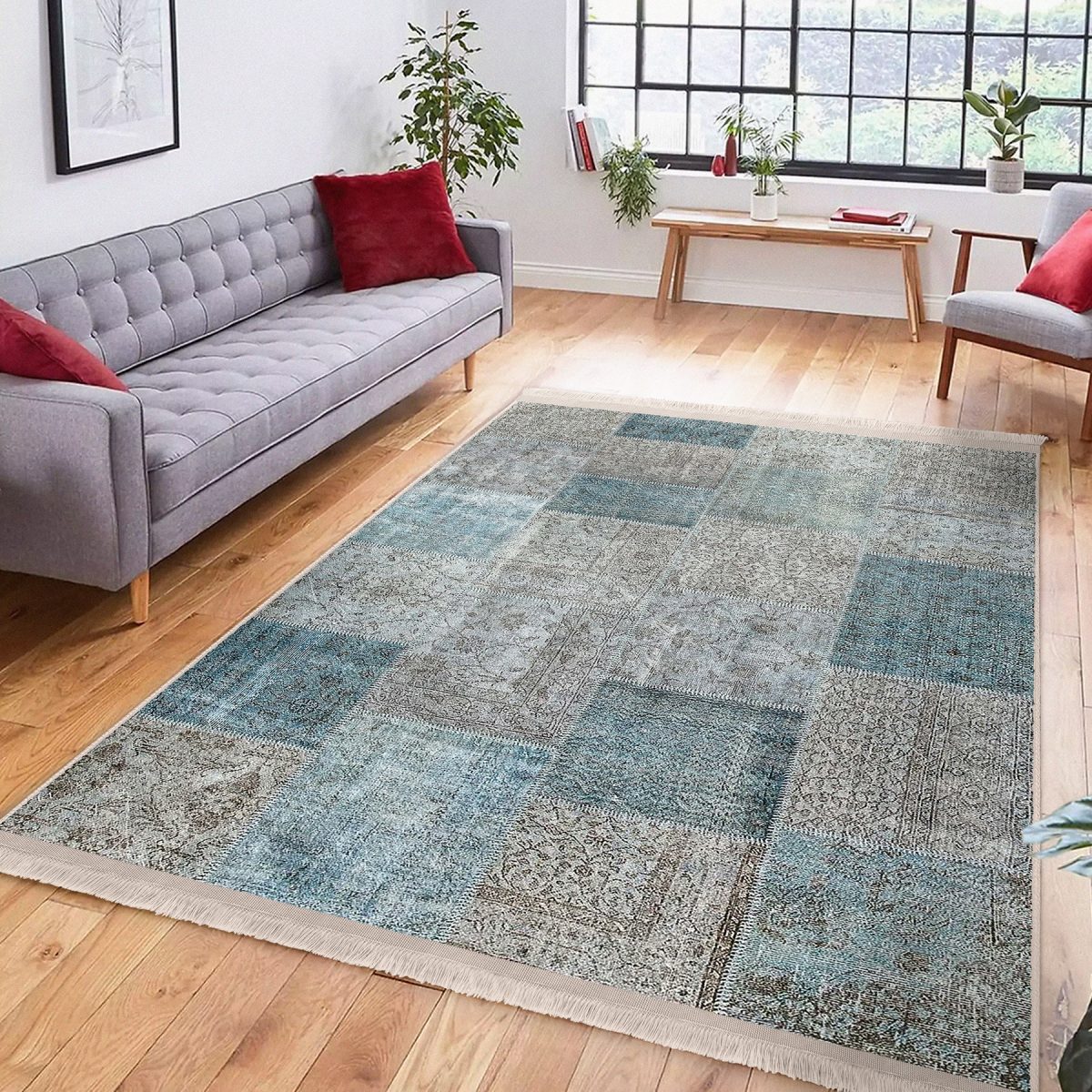 Krem - Mavi Zeminde Patchwork Motifli Geleneksel Desenli Vintage Klasik Salon & Oturma Odası Yatak Odası Dijital Baskılı Makinede Yıkanabilir Kaymaz Taban Saçaklı Halı Realhomes