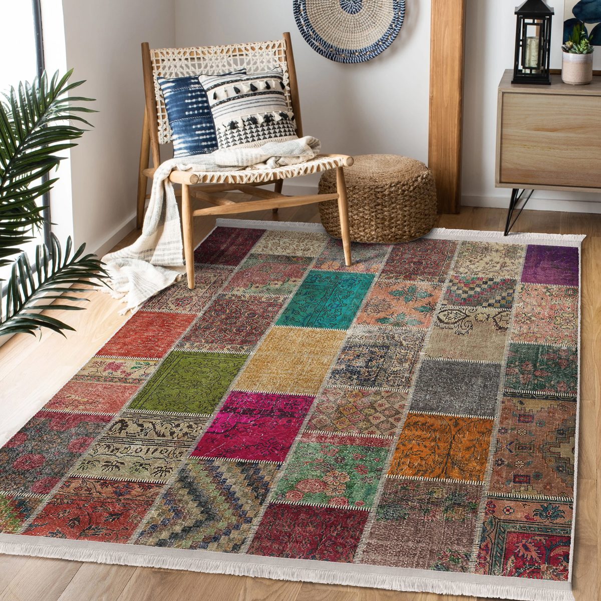 Kırkyama Zeminde Etnik Motifli Patchwork Desenli Vintage Etnik Motifler Salon & Oturma Odası Yatak Odası Dijital Baskılı Makinede Yıkanabilir Kaymaz Taban Saçaklı Halı Realhomes