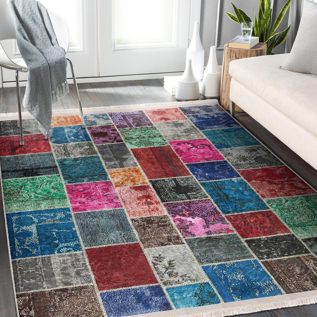 Çok Renkli Zeminde Kırkyama Motifli Patchwork Desenli Vintage Klasik Salon & Oturma Odası Yatak Odası Dijital Baskılı Makinede Yıkanabilir Kaymaz Taban Saçaklı Halı Realhomes