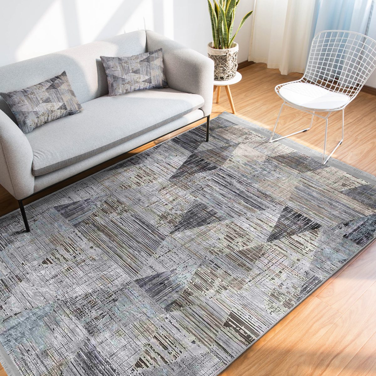 Füme Zeminde Eskitme Motifli Retro Desenli Geometrik Eskitme Motifli Salon & Oturma Odası Koridor & Antre Dijital Baskılı Makinede Yıkanabilir Kaymaz Taban Saçaklı Halı Realhomes