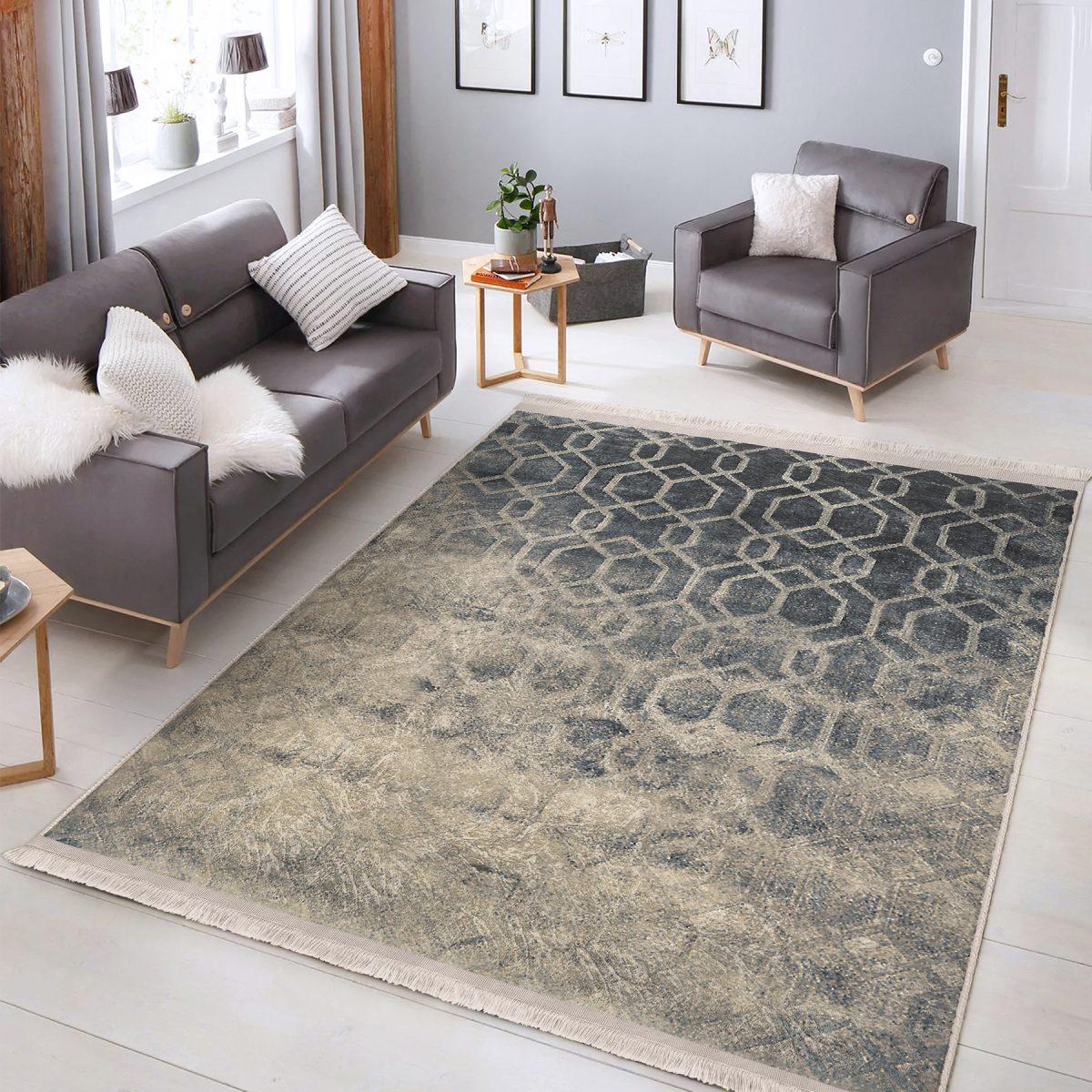 Füme - Bej Zeminde Antik Motifli Dokuma Halı Desenli Eskitme Motifli Geometrik Koridor & Antre Salon & Oturma Odası Dijital Baskılı Makinede Yıkanabilir Kaymaz Taban Saçaklı Halı Realhomes