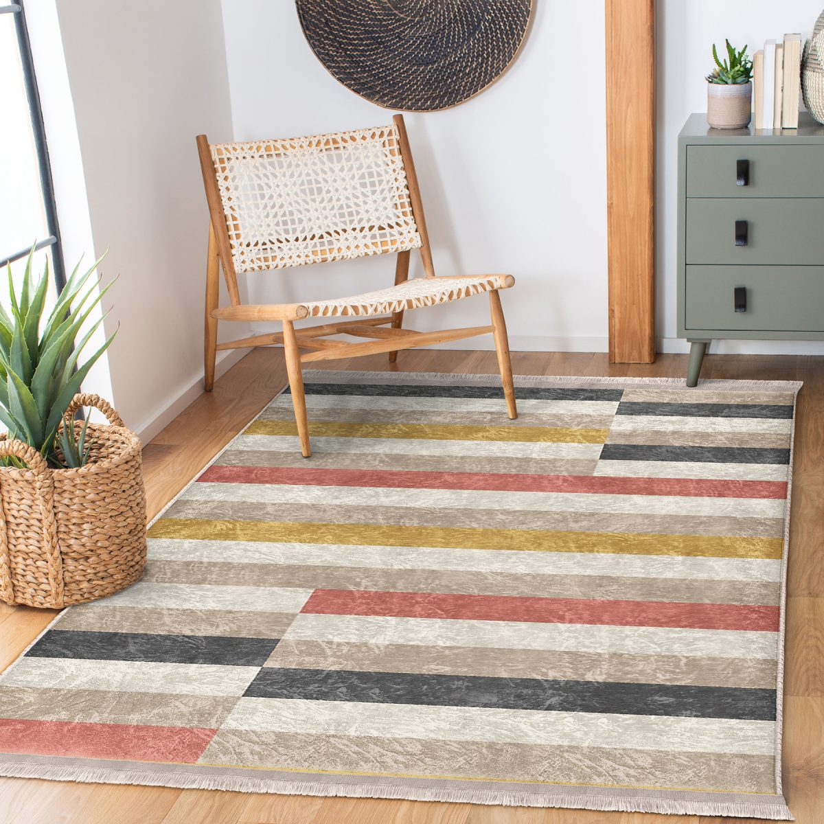 Çok Renkli Zeminde Patchwork Motifli Kilim Desenli Geometrik Sade & Şık Koridor & Antre Mutfak Dijital Baskılı Makinede Yıkanabilir Kaymaz Taban Saçaklı Halı Realhomes