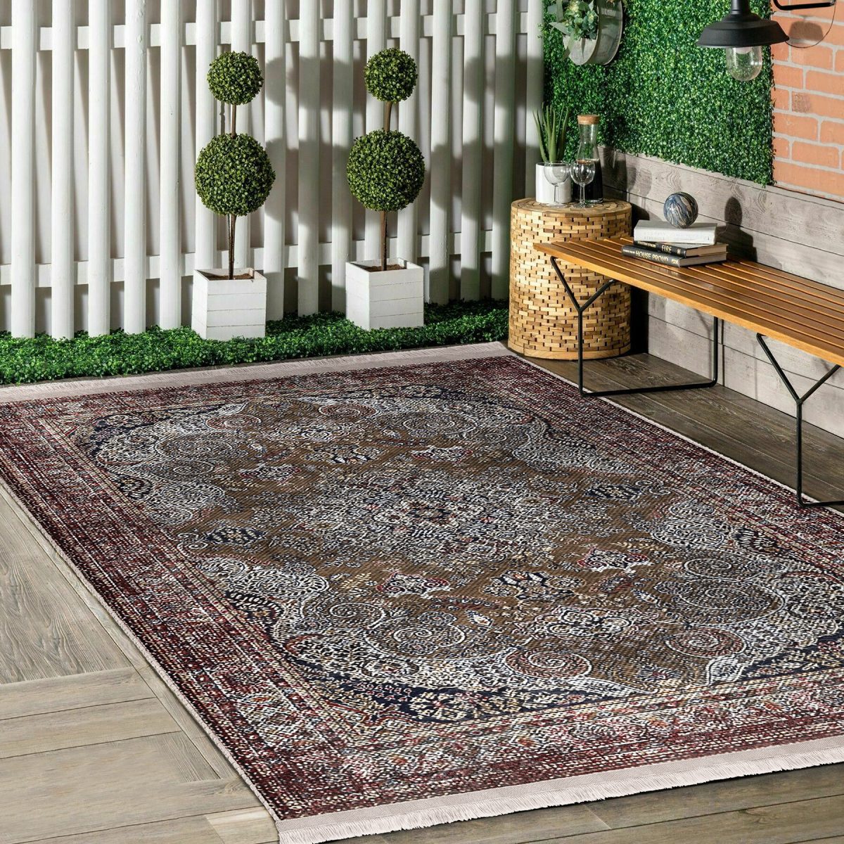 Kahverengi Zeminde Kilim Motifli Uşak Desenli Etnik Motifler Avangarde Salon & Oturma Odası Yatak Odası Dijital Baskılı Makinede Yıkanabilir Kaymaz Taban Saçaklı Halı Realhomes