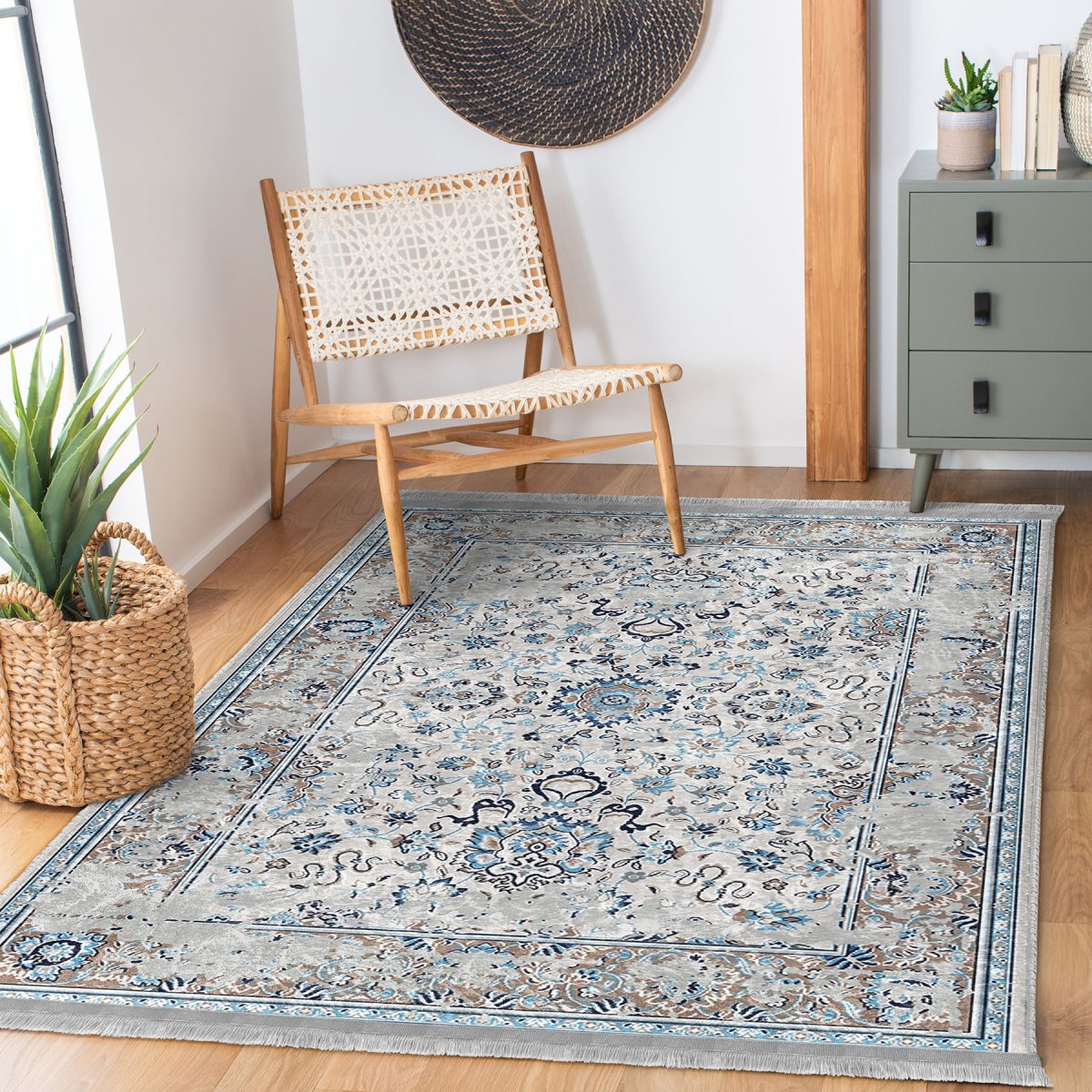 Mavi - Beyaz Zeminde Kilim Motifli Yöresel Desenli Vintage Eskitme Motifli Salon & Oturma Odası Dış Mekan & Outdoor Dijital Baskılı Makinede Yıkanabilir Kaymaz Taban Saçaklı Halı Realhomes