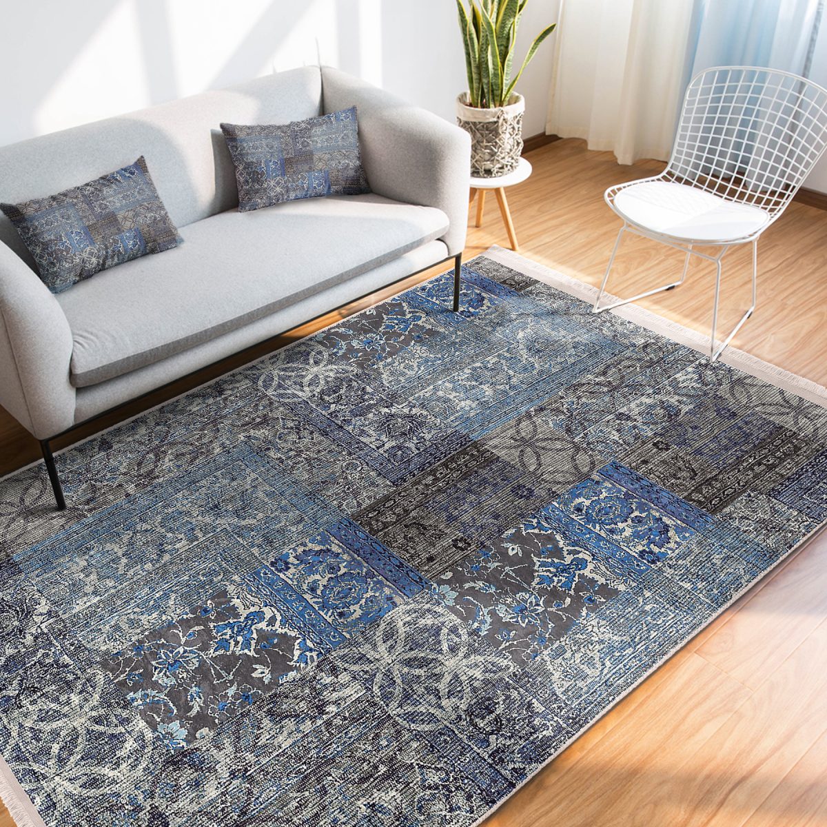 Mavi - Gri Zeminde Patchwork Motifli Etnik Desenli Vintage Eskitme Motifli Koridor & Antre Salon & Oturma Odası Dijital Baskılı Makinede Yıkanabilir Kaymaz Taban Saçaklı Halı Realhomes