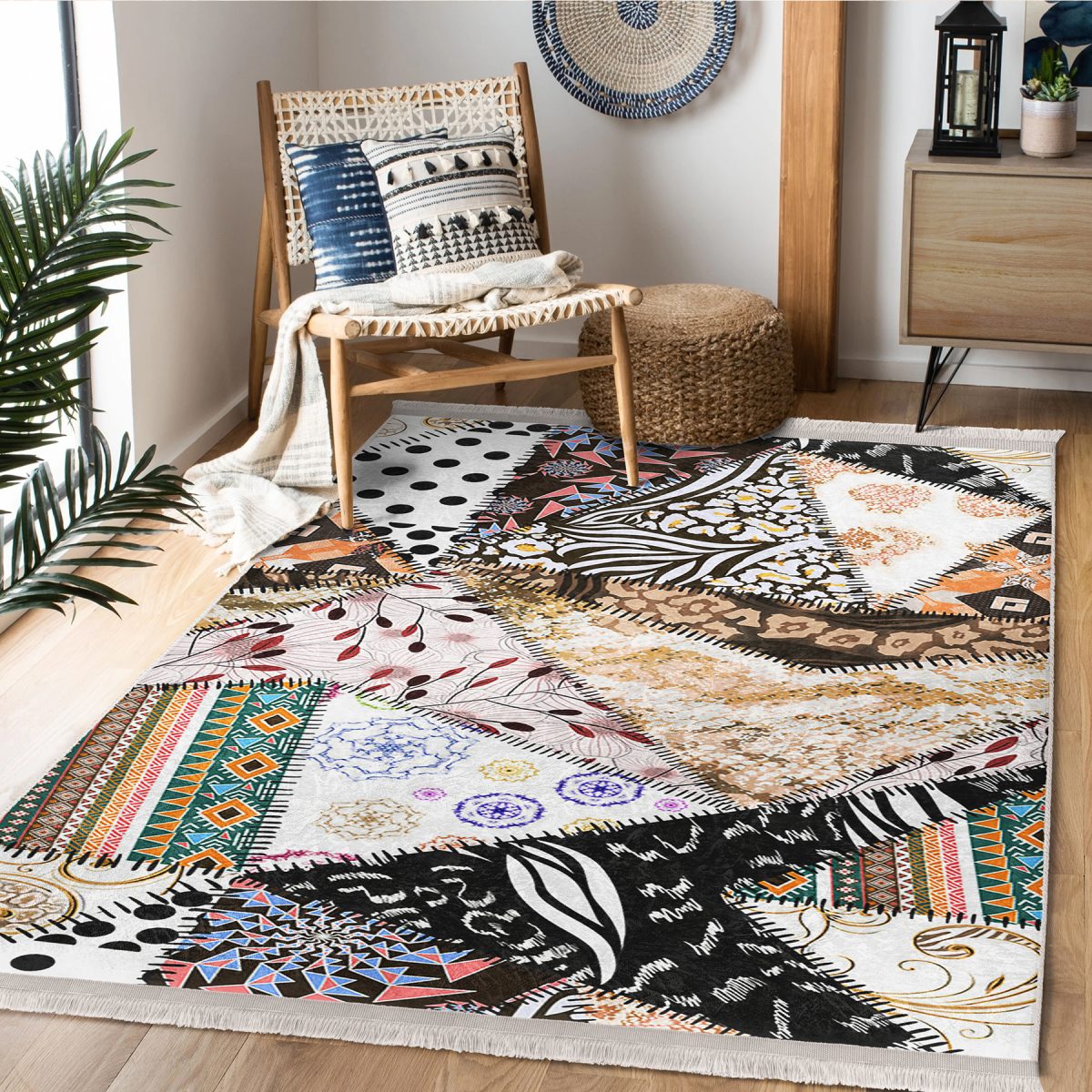 Etnik Zeminde Patchwork Motifli Geleneksel Desenli Vintage Klasik Salon & Oturma Odası Mutfak Dijital Baskılı Makinede Yıkanabilir Kaymaz Taban Saçaklı Halı Realhomes