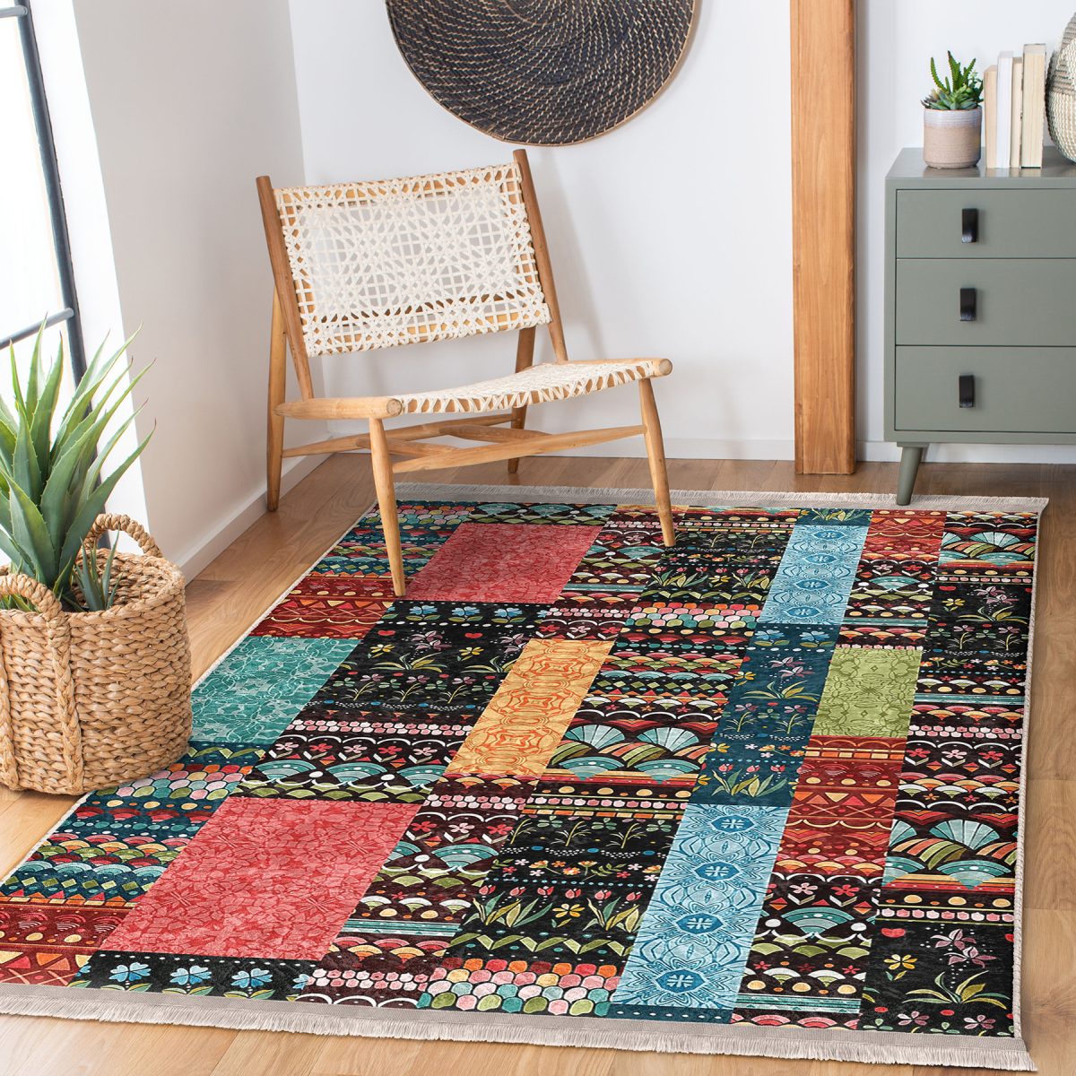 Rengarenk Zeminde Patchwork Motifli Kilim Desenli Vintage Klasik Yatak Odası Koridor & Antre Dijital Baskılı Makinede Yıkanabilir Kaymaz Taban Saçaklı Halı Realhomes