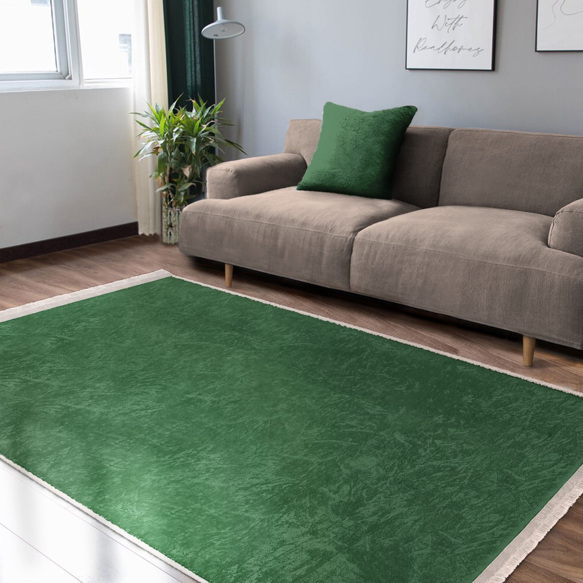 Yeşil Zeminde Yeşil Motifli Düz Renk Desenli Sade & Şık Klasik Koridor & Antre Ofis Dijital Baskılı Makinede Yıkanabilir Kaymaz Taban Saçaklı Halı Realhomes