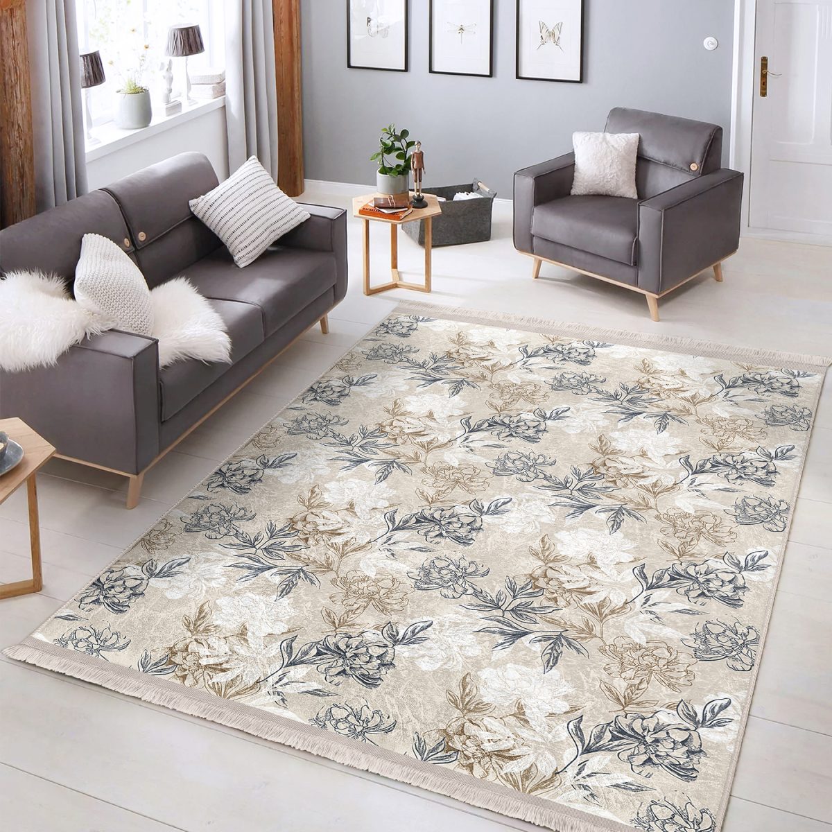 Ekru - Gri Zeminde Floral Motifli Çiçek Desenli Floral Klasik Koridor & Antre Salon & Oturma Odası Dijital Baskılı Makinede Yıkanabilir Kaymaz Taban Saçaklı Halı Realhomes