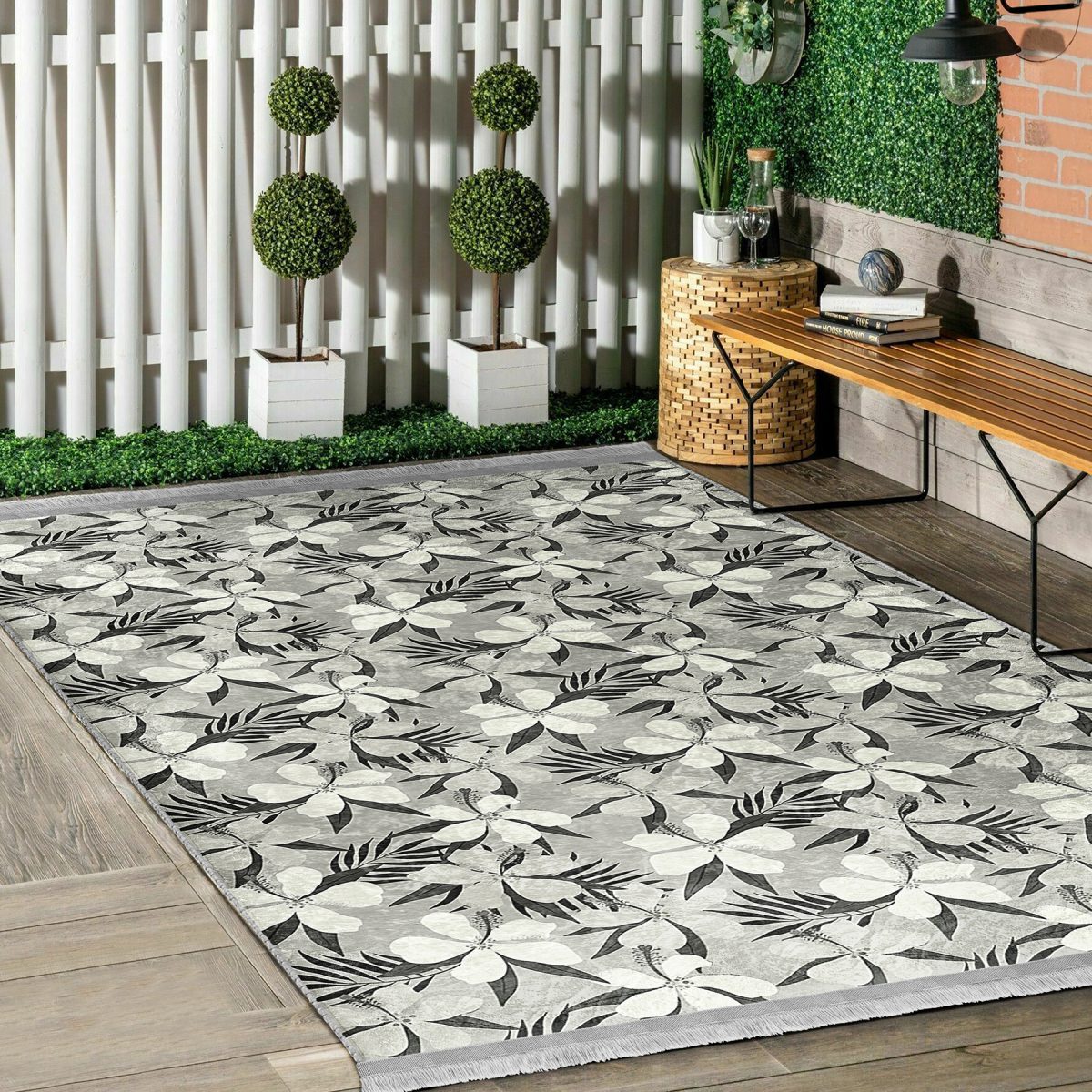 Gri Zeminde Floral Motifli Çiçek Desenli Floral Modern Koridor & Antre Salon & Oturma Odası Dijital Baskılı Makinede Yıkanabilir Kaymaz Taban Saçaklı Halı Realhomes