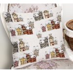 - K12379-Realhomes-Kis-Temali-Karla-Kapli-Evler-Cizimli-Dijital-Baskili-Yastik-Kirlent-Kilifi-1 - Realhomes Realhomes Kış Temalı Karla Kaplı Evler Çizimli Dijital Baskılı Yastık Kırlent Kılıfı Realhomes