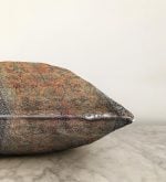 - Rasel-K12354-Gorsel-2 - Realhomes Realhomes Eskitme Motifli Çiçekli Tasarım Dijital Baskılı Raşel Kadife Yastık Kırlent Kılıfı Realhomes