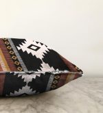Realhomes Etnik Kabile Desenli İskandinav Motifli Dijital Baskılı Raşel Kadife Yastık Kırlent Kılıfı Realhomes