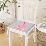 - Frm-4321g-Gorsel-2 - Realhomes Gri Zeminde Pamuk Prenses Çizgi Film Desenli 3D Modern Fermuarlı Sandalye Minderi Realhomes