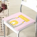 - Frm-4584-Gorsel-3 - Realhomes Pembe Zeminde Unicorn Geyikler Tasarımlı Modern Fermuarlı Sandalye Minderi Realhomes