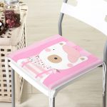 - Frm-4669p-Gorsel-3 - Realhomes Pembe Çizgili Zemin Şapkalı Ayıcık Desenli Dijital Baskılı Modern Fermuarlı Sandalye Minderi Realhomes