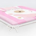 - Frm-4669p-Gorsel-5 - Realhomes Pembe Çizgili Zemin Şapkalı Ayıcık Desenli Dijital Baskılı Modern Fermuarlı Sandalye Minderi Realhomes