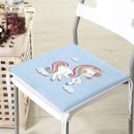 - Frm-4690-Gorsel-3 - Realhomes Mavi Zeminde Uyuyan Unicorn Desenli Dijital Baskılı Modern Fermuarlı Sandalye Minderi Realhomes