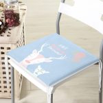 - Frm-4715-Gorsel-3 - Realhomes Mavi Zeminde Baby Shower Temalı Geyik Desenli Dijital Baskılı Çocuk Odası Fermuarlı Sandalye Minderi Realhomes