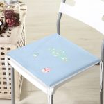 - Frm-4716-Gorsel-3 - Realhomes Mavi Zeminli Bebek Desenli Özel Tasarımlı Dijital Baskılı Çocuk Odası Fermuarlı Sandalye Minderi Realhomes