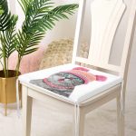 - Frm-5639-Gorsel-3 - Realhomes Şapkalı Mavi Gözlü Sevimli Kedi Dijital Baskılı Fermuarlı Sandalye Minderi Realhomes