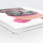 - Frm-5639-Gorsel-5 - Realhomes Şapkalı Mavi Gözlü Sevimli Kedi Dijital Baskılı Fermuarlı Sandalye Minderi Realhomes