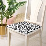 - Frm-7184-Gorsel-3 - Realhomes Renkli Zemin Üzerinde Onedraw Çizimli Dijital Baskılı Modern Fermuarlı Sandalye Minderi Realhomes