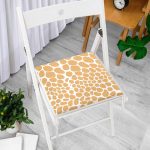 - Frm-8043-Gorsel-2 - Realhomes Beyaz Zemin Üzerinde Pastel Renkli Geometrik Desenli Dijital Baskılı Modern Fermuarlı Sandalye Minderi Realhomes