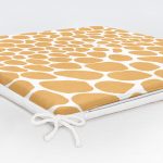 - Frm-8043-Gorsel-5 - Realhomes Beyaz Zemin Üzerinde Pastel Renkli Geometrik Desenli Dijital Baskılı Modern Fermuarlı Sandalye Minderi Realhomes