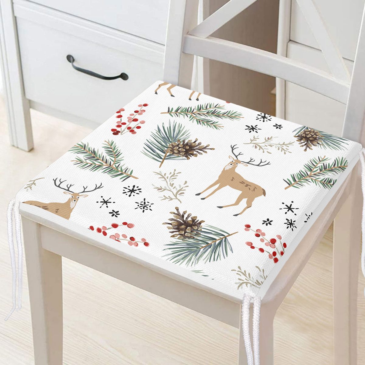 Beyaz Zemin Üzerinde Renkli Çam Yaprağı Desenli Dijital Baskılı Modern Fermuarlı Sandalye Minderi Realhomes