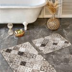 2'li Set Gri - Sarı Zeminde Klasik Motifli Geometrik Desenli Geometrik Klasik  2'li Banyo & Mutfak Paspas Takımı Realhomes