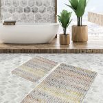 2'li Set Mavi Zeminde Çerçeveli Motifli Antik Desenli Geometrik Eskitme Motifli  2'li Banyo & Mutfak Paspas Takımı Realhomes