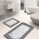 2'li Set Siyah - Gold Zeminde Klasik Motifli Geometrik Desenli    2'li Banyo & Mutfak Paspas Takımı Realhomes