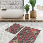 2'li Set Siyah - Pembe Zeminde Geometrik Motifli Çiçek Desenli Geometrik Floral  2'li Banyo & Mutfak Paspas Takımı Realhomes