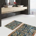 2'li Set Mavi - Gri Zeminde Kanvas Motifli Duvar Desenli Sade & Şık Eskitme Motifli  2'li Banyo & Mutfak Paspas Takımı Realhomes