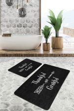 - PaspasTakimi-2li-Set1729-Gorsel-1 - Realhomes  2'li Set Siyah Zeminde Yazı Motifli Thankful Desenli Sade & Şık Klasik  2'li Banyo & Mutfak Paspas Takımı Realhomes