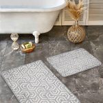 2'li Set Gri Zeminde Geometrik Motifli Kazayağı Desenli Geometrik Klasik  2'li Banyo & Mutfak Paspas Takımı Realhomes