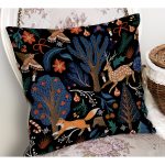 - Petek-12415-Gorsel-1 - Realhomes Realhomes Siyah Zeminli Renkli Ağaçlar Sevimli Hayvan Tasarımlı Dijital Baskılı Yastık Kırlent Kılıfı Realhomes